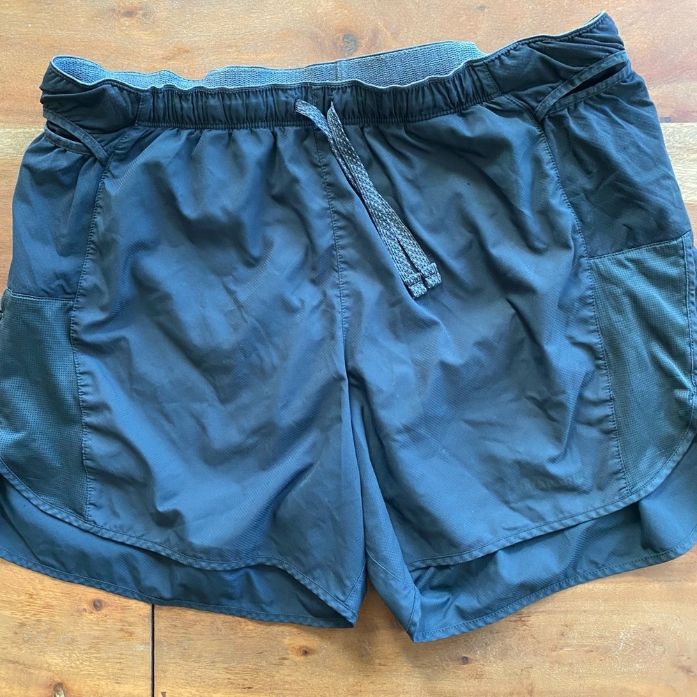 Men’s Patagonia Gray/Black Performance Shorts